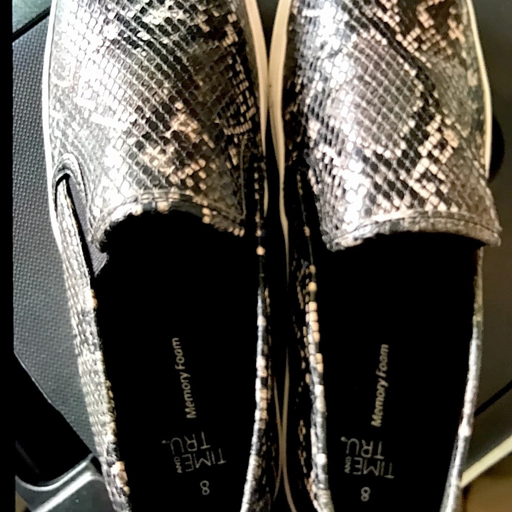 Slip in loafer sneaker